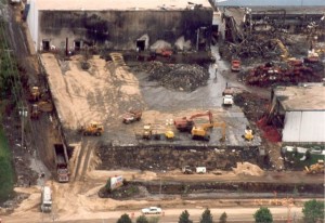 Aftermath of fire shows Thermomass precast structures still standing amidst the debris.